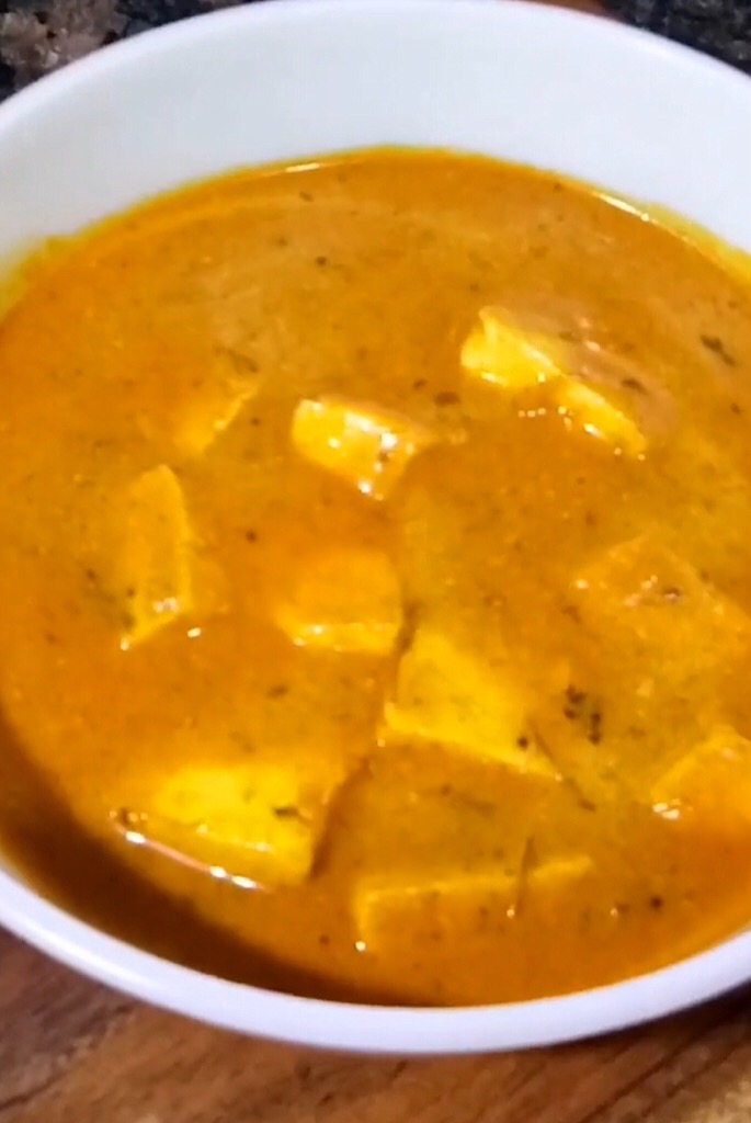 Punjabi style paneer makhani